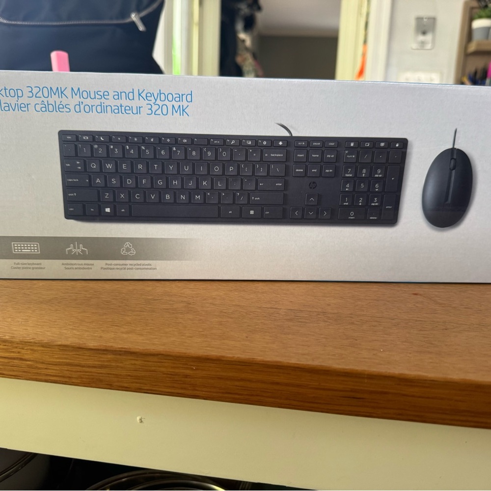 New, Sealed HP Wired Desktop 320MK Mouse and Keyboard,USB